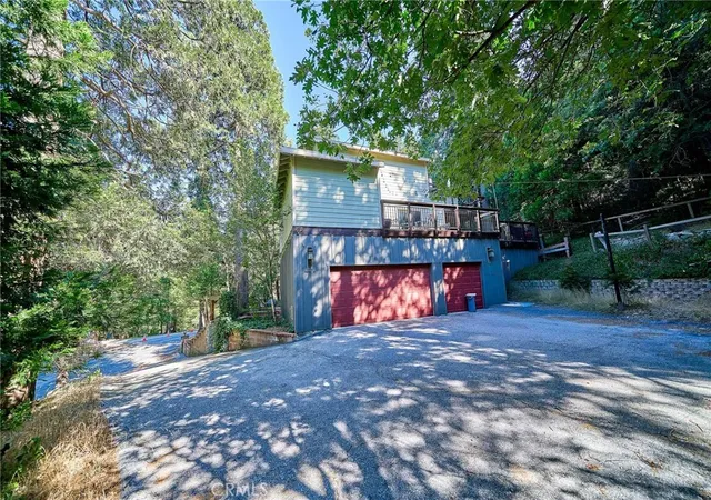 Homes for sale in Crestline, CA | 23891 Lakeview, Crestline, CA 92325 | MLS# TR26137510