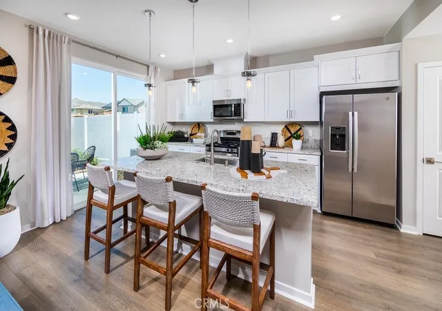 Photo 2 of Sale Pending at 32670 Ventura Ln, Winchester, CA 92596 | MLS# IG26137566 | Listing updated on 2026-10-06