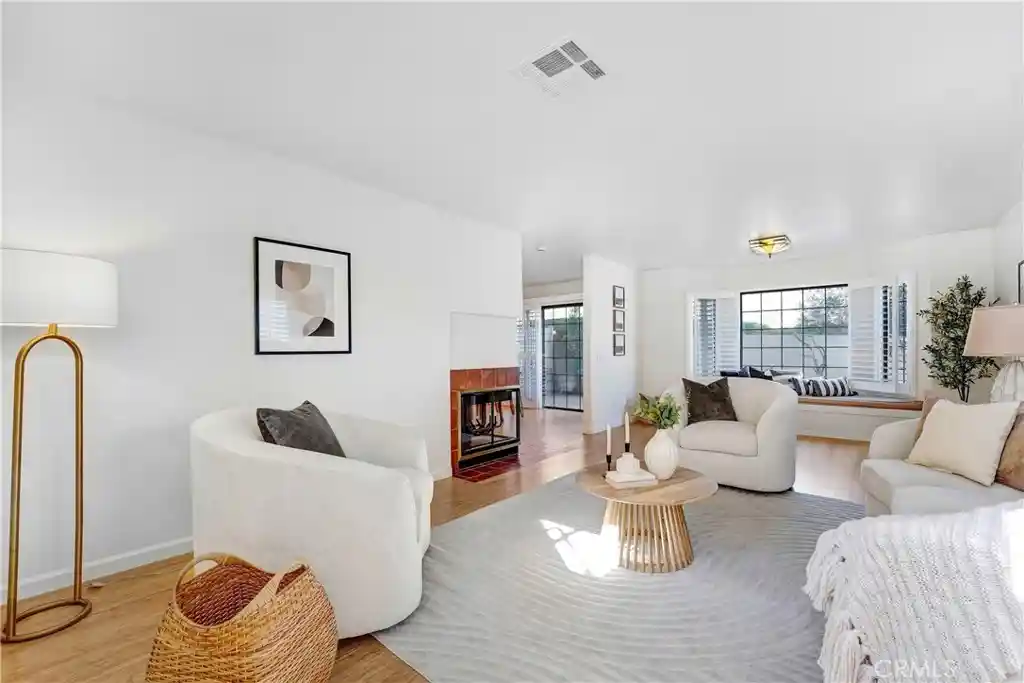 Photo 1 of Townhouse for sale at 2607 Dove Crk Ln #B, Pasadena, CA 91107 | MLS# GD26137550 | Listing updated on 2026-10-28