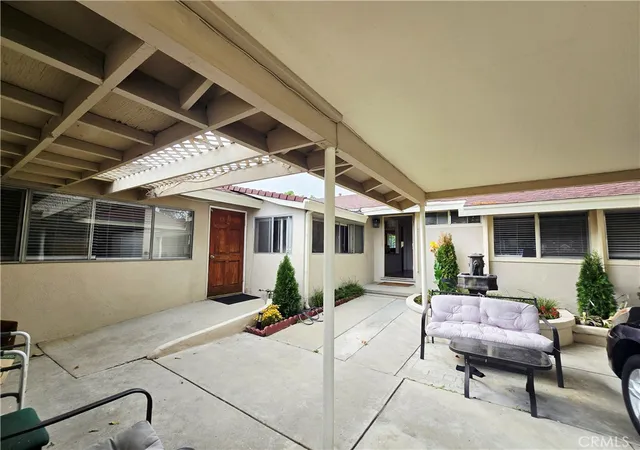 Homes for sale in Canoga Park, CA | 20959 Strathern, Canoga Park, CA 91304 | MLS# BB26118340