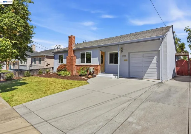 Photo 3 of Sale Pending at 349 Lemarc St, Fremont, CA 94539 | MLS# 41139408 | Listing updated on 2026-07-09