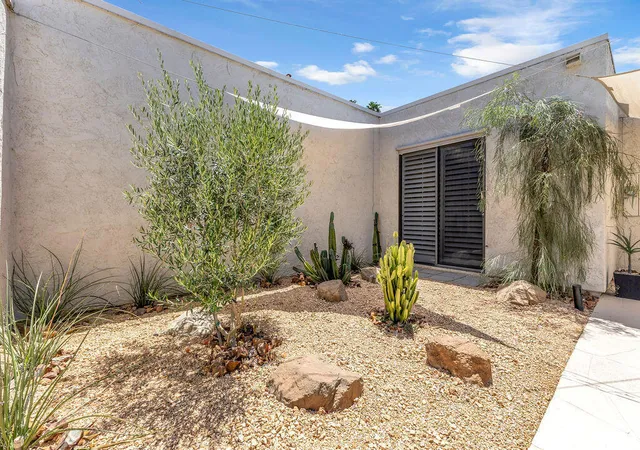 Photo 3 of Condo for sale at 703 Inverness Dr, Rancho Mirage, CA 92270 | MLS# 219149568DA | Listing updated on 2026-09-16