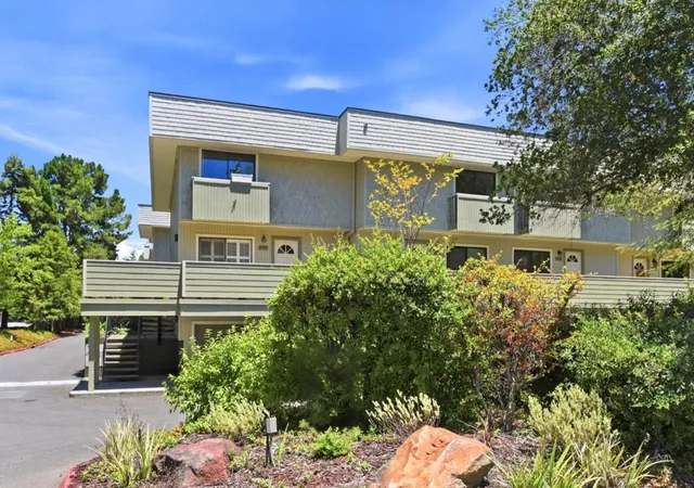 Homes for sale in Menlo Park, CA | 2315 Sharon Rd, Menlo Park, CA 94025 | MLS# ML82052077