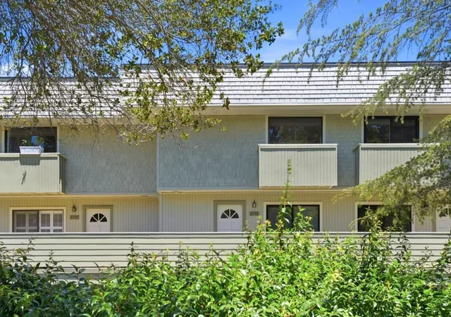 Homes for sale in Menlo Park, CA | 2315 Sharon Rd, Menlo Park, CA 94025 | MLS# ML82052077