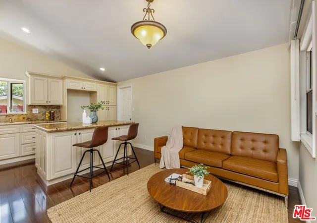 5th image of 20411 Hatteras St, Woodland Hills, CA 91367 | MLS# 26851749