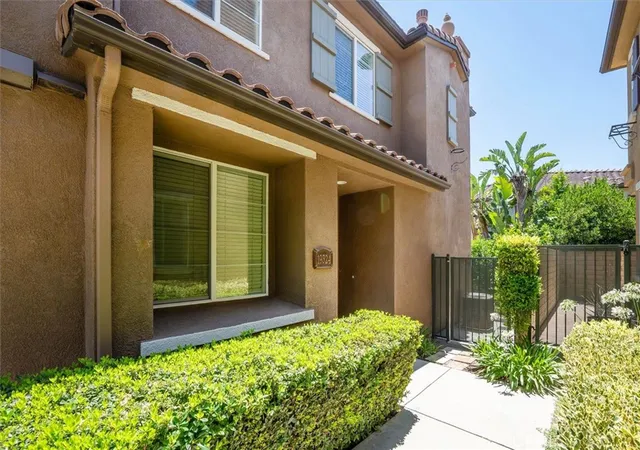 Photo 3 of Condo for sale at 19324 Opal Ln, Santa Clarita, CA 91350 | MLS# SR26137013 | Listing updated on 2026-07-08