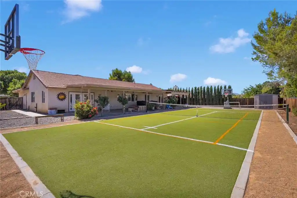 Photo 1 of Sale Pending at 16470 Pauhaska, Apple Valley, CA 92307 | MLS# HD26133214 | Listing updated on 2026-10-16