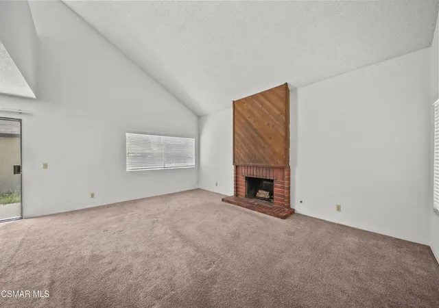 4th image of 810 W Janetwood Drive, Oxnard, CA 93030 | MLS# 226002966