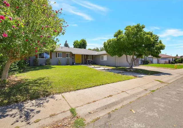 3rd image of 1430 Peach Tree, Yuba City, CA 95993 | MLS# SN26134798
