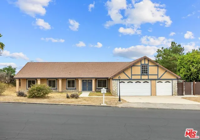 Photo 1 of Sale Pending at 17493 Kaison Cir, Riverside, CA 92508 | MLS# 26850945 | Listing updated on 2026-10-06