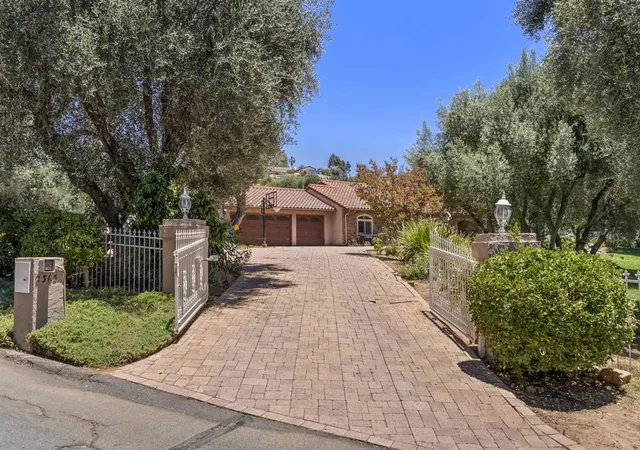 Photo 2 of Single family home for sale at 2365 Shaylene Way, Alpine, CA 91901 | MLS# PTP2604813 | Listing updated on 2026-09-03