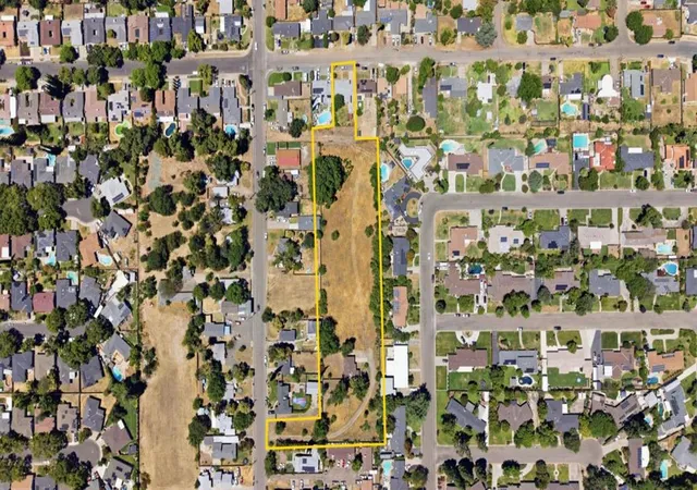 1st image of 2906 Oleander Ave, Merced, CA 95340 | MLS# ML82052106