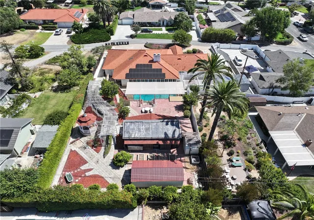 39th image of 18932 Via Sereno, Yorba Linda, CA 92886 | MLS# PW26134945