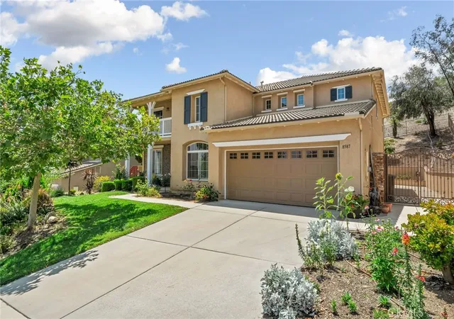 Photo 3 of Single family home for sale at 8587 Hunt Cyn, Corona, CA 92883 | MLS# PW26135453 | Listing updated on 2026-09-18