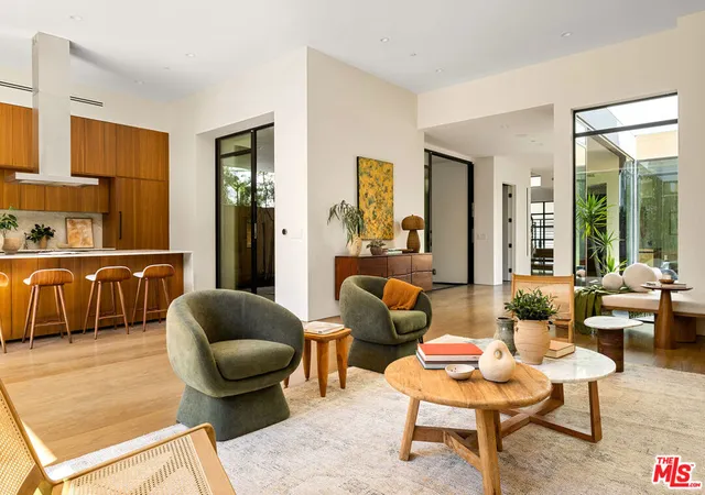2nd image of 8732 Rangely Ave, West Hollywood, CA 90048 | MLS# 26851847