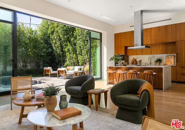 3rd image of 8732 Rangely Ave, West Hollywood, CA 90048 | MLS# 26851847