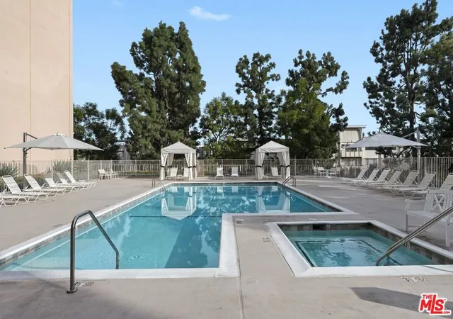 3rd image of 100 S Doheny Dr #512, Los Angeles, CA 90048 | MLS# 26851825