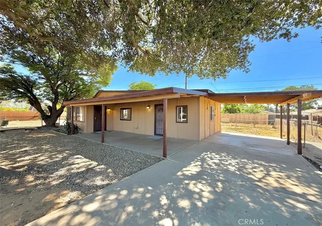 1st image of 925 Chestnut Ave, Beaumont, CA 92223 | MLS# IV26137692