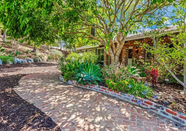 54th image of 3082 Camino Cielo, Fallbrook, CA 92028 | MLS# NDP2606061