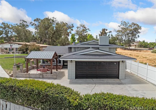 Photo 1 of Single family home for sale at 1510 Pamela, Redlands, CA 92373 | MLS# HD26136848 | Listing updated on 2026-10-02