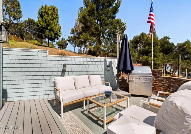 Photo 4 of Manufactured home for sale at 1 Paradise Cvs Rd, Malibu, CA 90265 | MLS# 226002977 | Listing updated on 2026-07-09