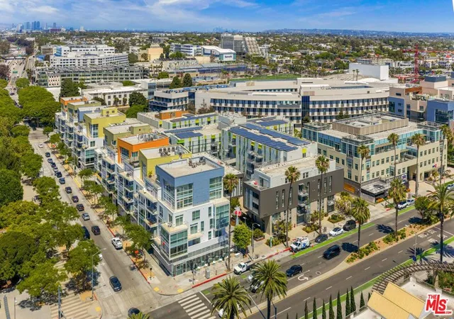 Homes for sale in Santa Monica, CA | 1705 Ocean Ave #307, Santa Monica, CA 90401 | MLS# 26851193