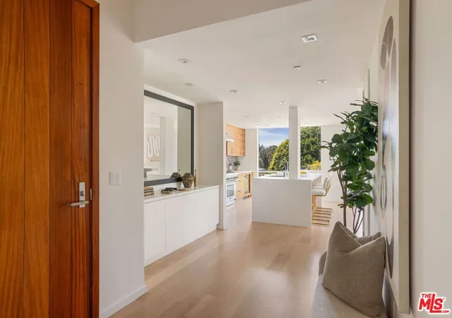 Homes for sale in Santa Monica, CA | 1705 Ocean Ave #307, Santa Monica, CA 90401 | MLS# 26851193