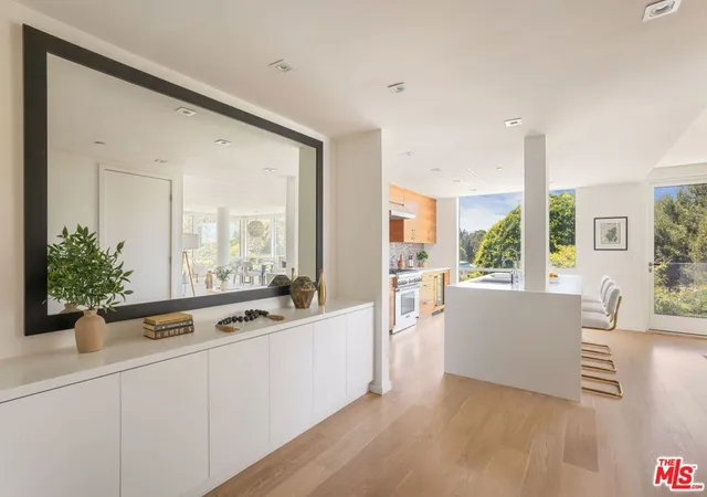 Homes for sale in Santa Monica, CA | 1705 Ocean Ave #307, Santa Monica, CA 90401 | MLS# 26851193