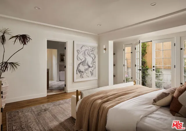 Homes for sale in Beverly Hills, CA | 1654 N Beverly Dr, Beverly Hills, CA 90210 | MLS# 26851697