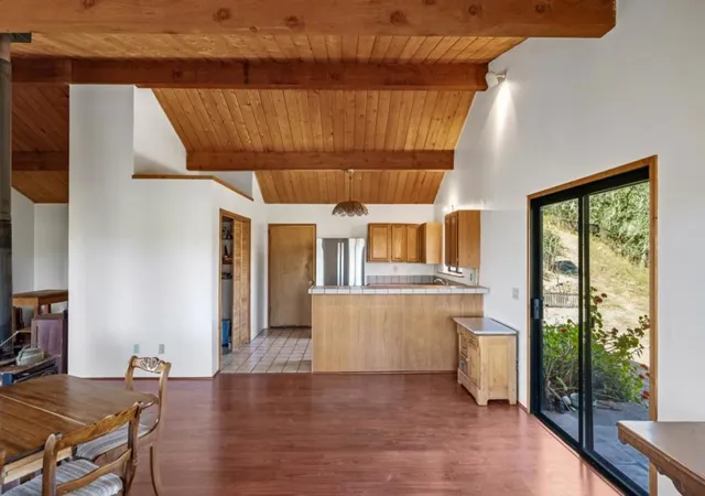 5th image of 37840 Poppy Tree Ln, Carmel Valley, CA 93924 | MLS# ML82052121