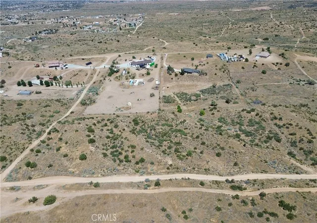 5th image of 8001 Johnson Rd, Phelan, CA 92371 | MLS# CV26136163