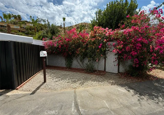 Homes for sale in Palm Springs, CA | 27 Jupiter St, Palm Springs, CA 92264 | MLS# IV26138018