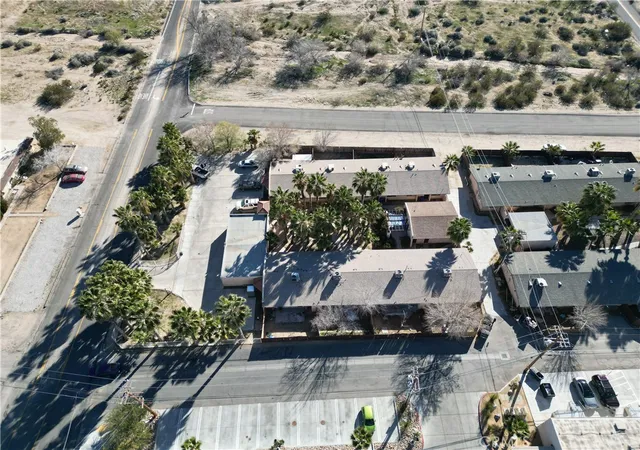 3rd image of 15860 Kasota, Apple Valley, CA 92307 | MLS# DW26138025