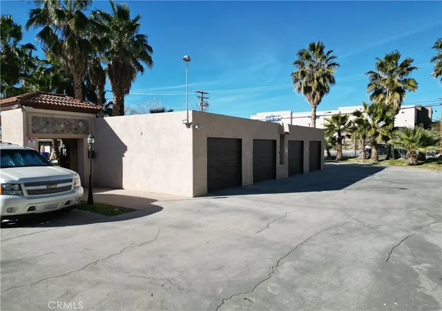 5th image of 15860 Kasota, Apple Valley, CA 92307 | MLS# DW26138025