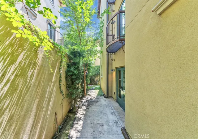 28th image of 168 S Sierra Madre Blvd #114, Pasadena, CA 91107 | MLS# PW26138048