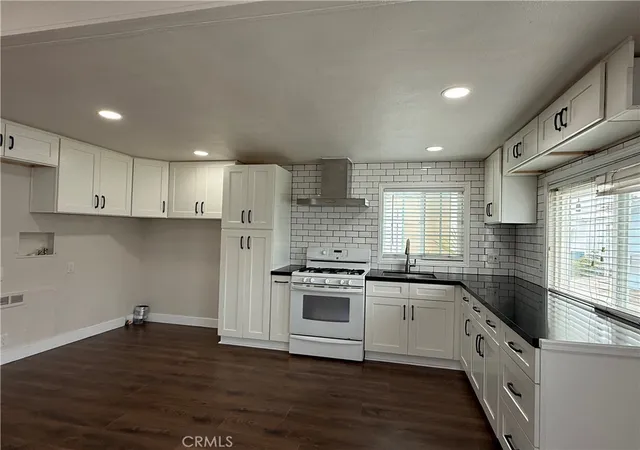 Homes for sale in Costa Mesa, CA | 1741 Pomona Ave #21, Costa Mesa, CA 92627 | MLS# OC26136933