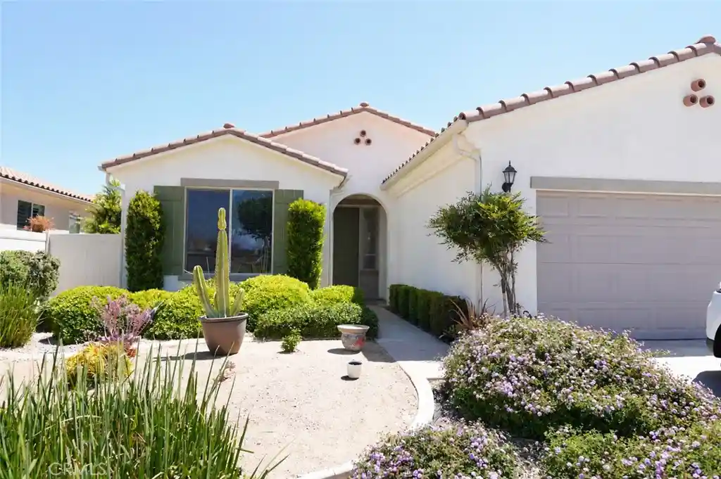 Single family home for sale at 5077 Paseo Famosa, Hemet, CA 92545 | MLS# CV26138080