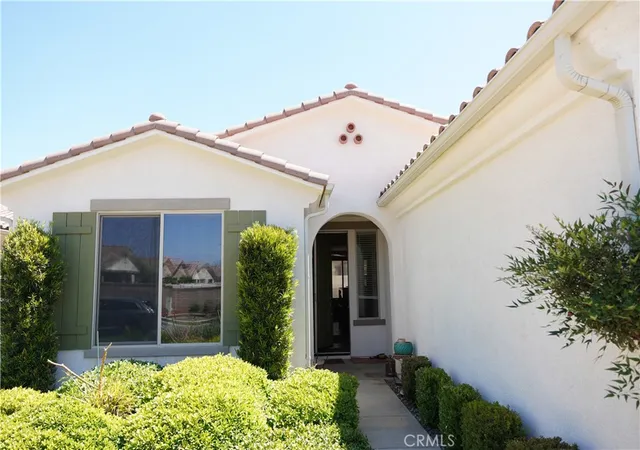 Homes for sale in Hemet, CA | 5077 Paseo Famosa, Hemet, CA 92545 | MLS# CV26138080