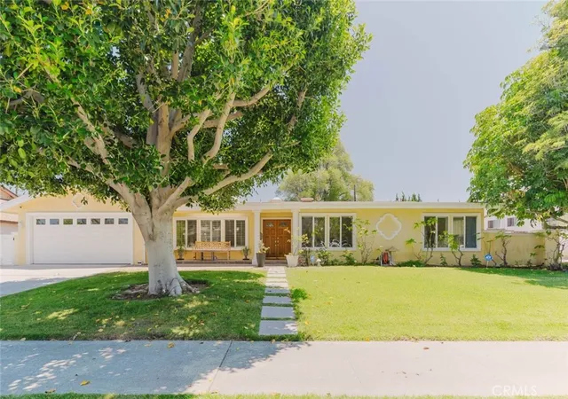 1st image of 19240 Knapp St, Northridge, CA 91324 | MLS# GD26137668