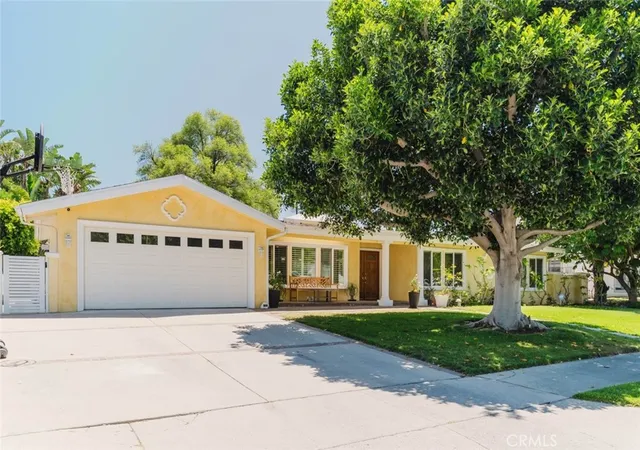 2nd image of 19240 Knapp St, Northridge, CA 91324 | MLS# GD26137668