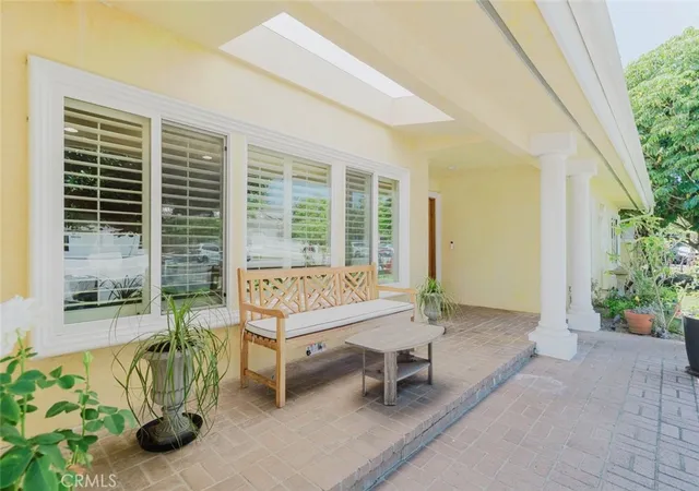 4th image of 19240 Knapp St, Northridge, CA 91324 | MLS# GD26137668