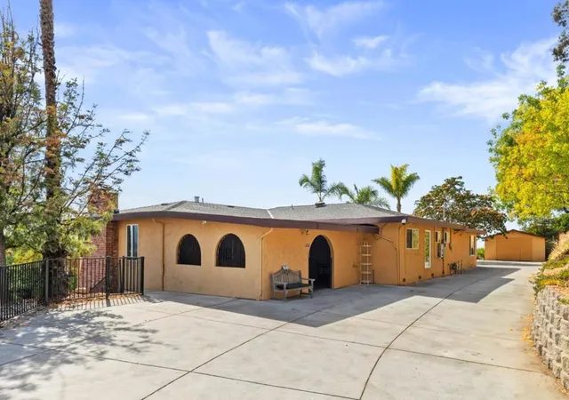 2nd image of 14990 Garcal Dr, San Jose, CA 95127 | MLS# ML82052141