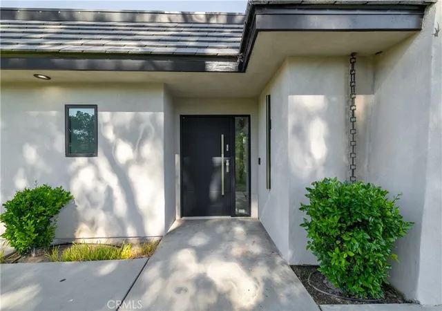 3rd image of 30240 Longhorn, Canyon Lake, CA 92587 | MLS# IV26137302