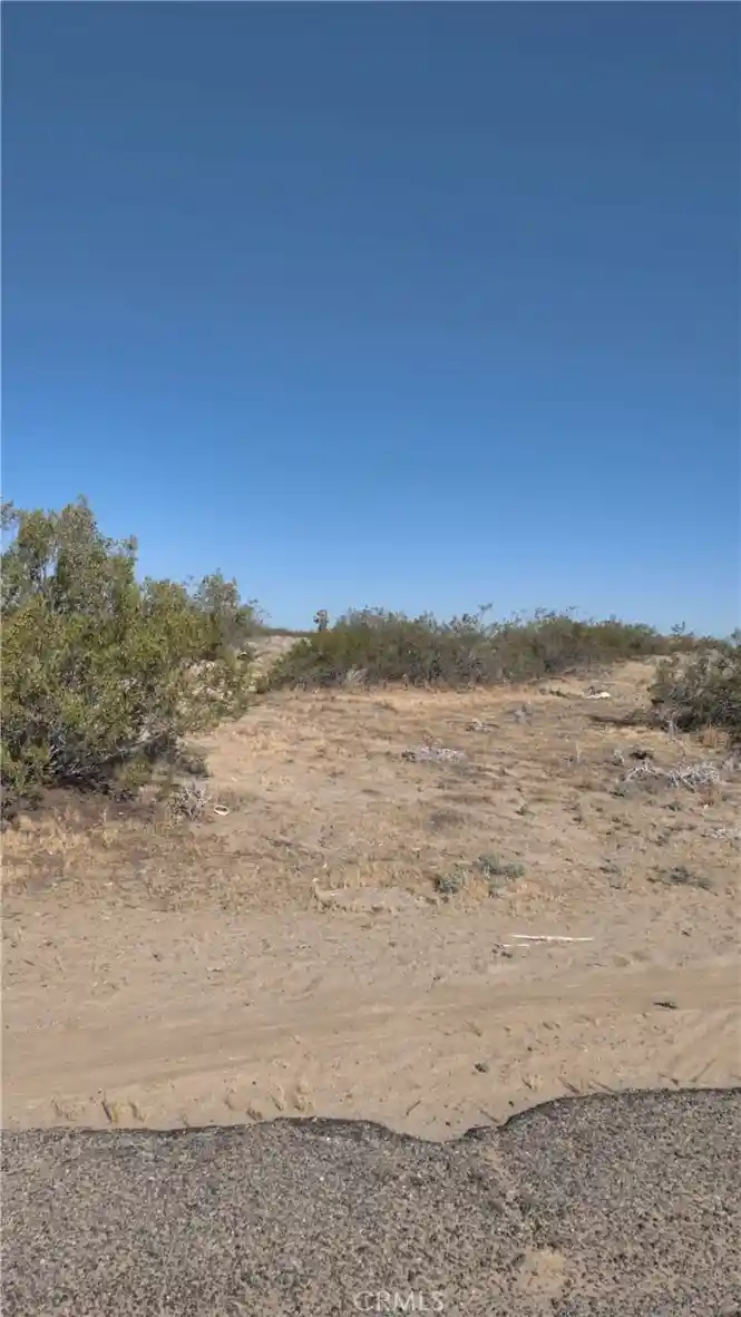 Photo 1 of Land for sale at 0 Vacant Lot 3073014024, Palmdale, CA 93591 | MLS# SR26138135 | Listing updated on 2026-07-29
