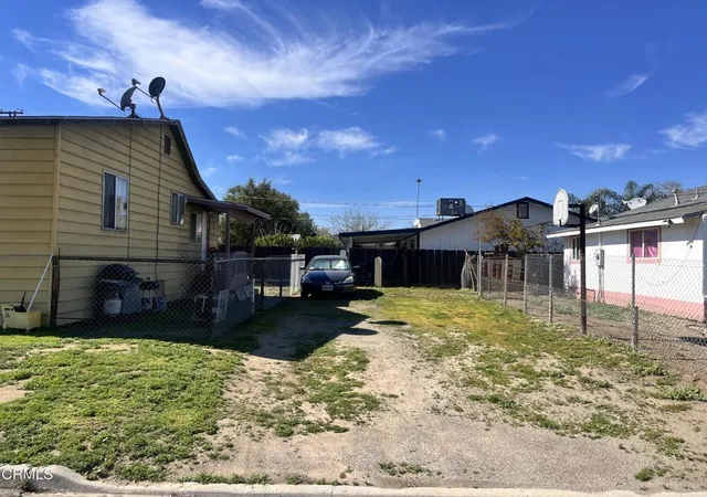 5th image of 296 E Coolidge St, Coalinga, CA 93210 | MLS# V1-37186