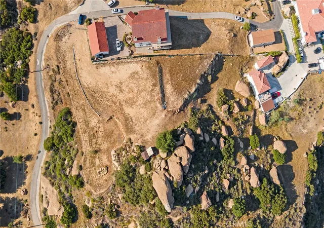 5th image of 501 Thompson Ave, Chatsworth, CA 91311 | MLS# SR26137856
