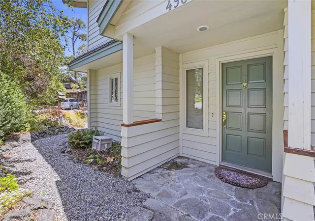 Photo 4 of Single family home for sale at 490 Warwick St, Cambria, CA 93428 | MLS# SC26134131 | Listing updated on 2026-10-05