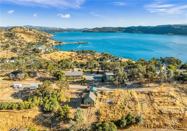 Homes for sale in Clearlake, CA | 3012 Oak Crest Dr, Clearlake, CA 95422 | MLS# LC26130254