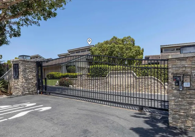 Photo 42 of Townhouse for sale at 6667 La Jolla Scenic Dr S, La Jolla, CA 92037 | MLS# 260015355SD | Listing updated on 2026-10-08
