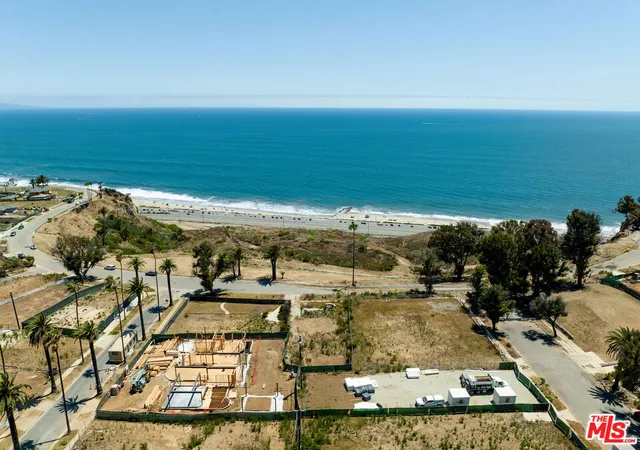 Photo 1 of Land for sale at 15363 Via De Las Olas, Pacific Palisades, CA 90272 | MLS# 26852039 | Listing updated on 2026-09-23